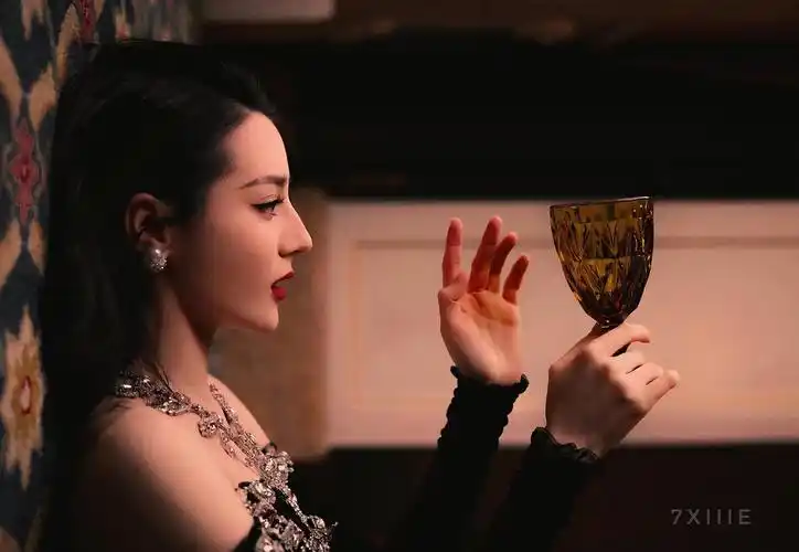 迪丽热巴你是我的荣耀 迪丽热巴乔晶晶 乔晶晶大可爱