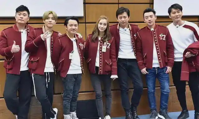 鹿晗|蔡徐坤|真人秀|大陆综艺|社交平台|李晨(演员)|angelababy_鸵鬃