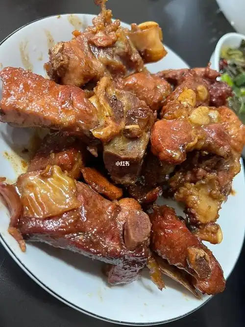 减肥吃了一盘排骨