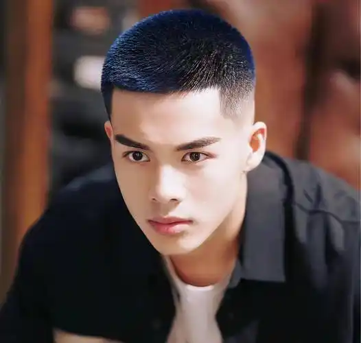 男生秋天必备的帅气发型,第3个太帅了_头发_寸头_形象