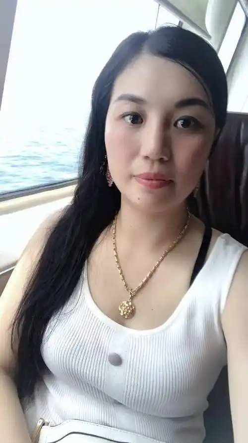 42岁离异女征婚照片(id:2961401)_湖南永州征婚交友_我主良缘网