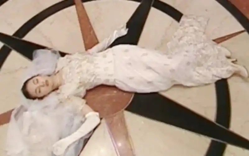 白秀珠婚纱造型【刘亦菲】