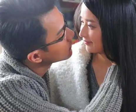 图回顾千山暮雪分集剧情刘恺威拍摄投入吻破颖儿嘴唇