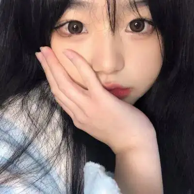 25岁女生头像真实的朴素