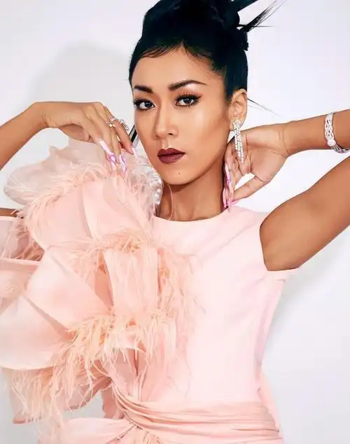 名和利救不了吉克隽逸