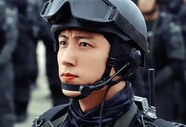 属实是被黄景瑜笑到了!_高清图集_新浪网