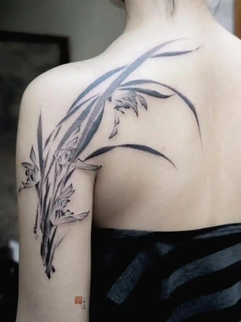 肩,兰.#纹身设计 #原创设计 #纹身手稿 #纹身图案手稿  - 抖音