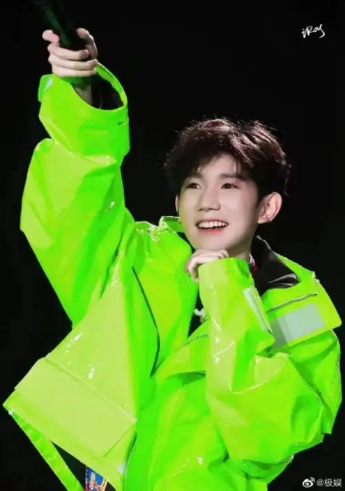 #王源 歌手梦想十年大片##王源#