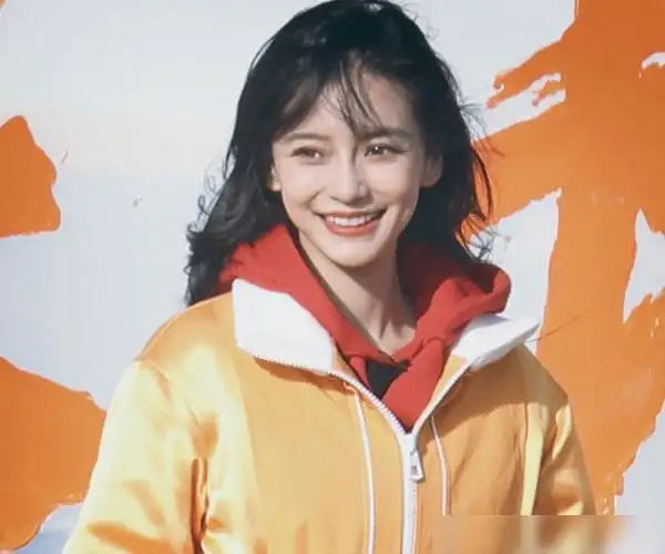 《跑男黄河篇》预告:baby扮演孕妇,失去造型和妆容,像个农村妇女|杨颖