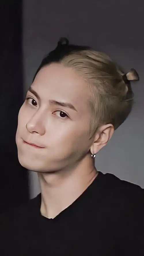 一些王嘉尔壁纸    #王嘉尔