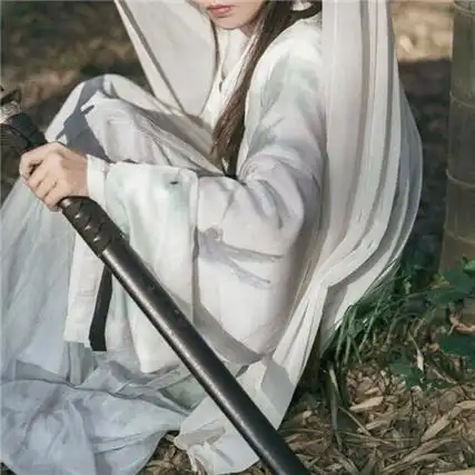 古风女侠执剑霸气头像高清好看的霸气古装女侠图片头像