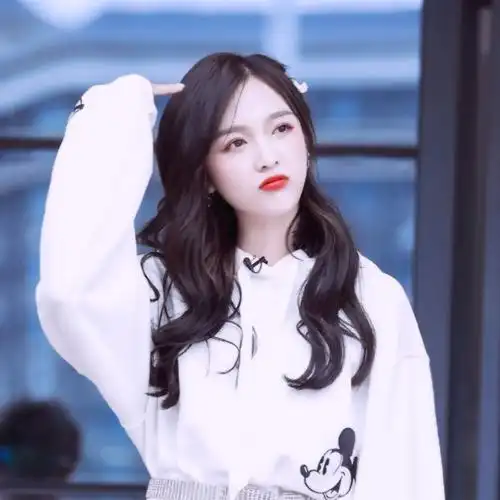 吴宣仪闺蜜头像