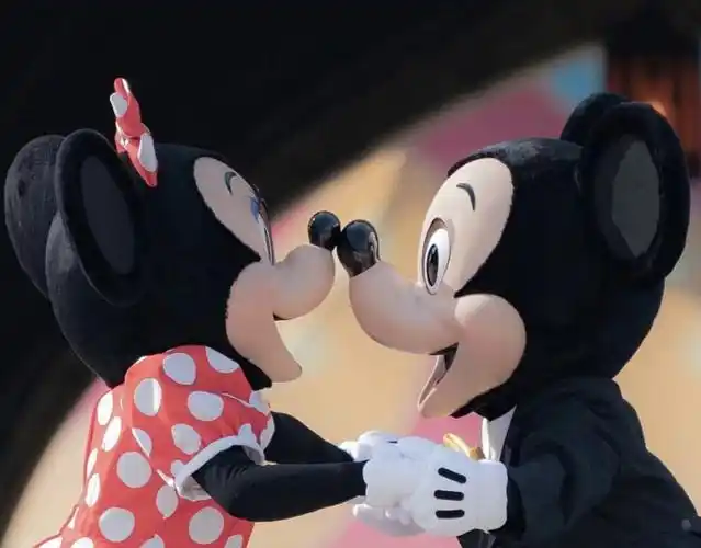 迪士尼cp间的对视