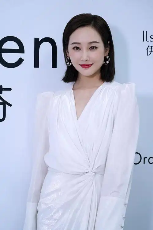 李纯,性感妩媚,美若天仙,女人味十足,人美演技好