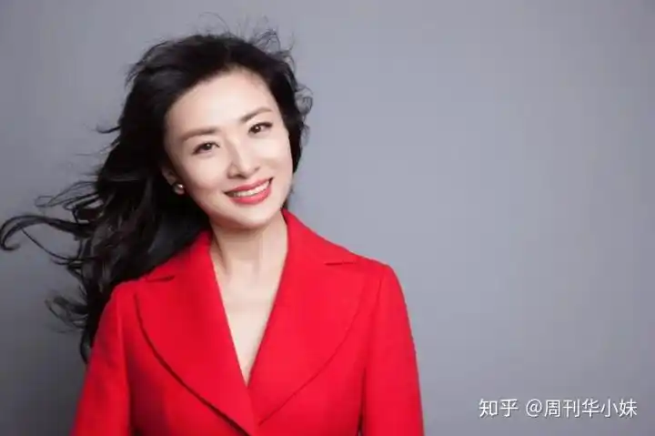 东北女主持唱歌综艺节目-52岁周涛近照曝光:春晚最女主持人为何离开