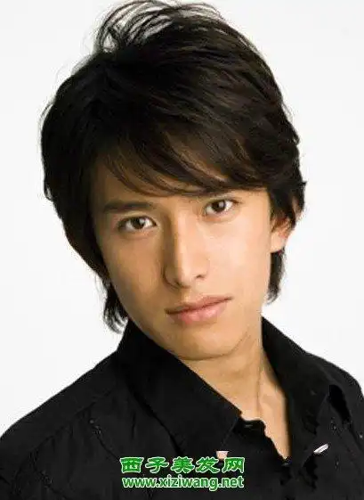 适合菱形脸男明星发型图片(2)