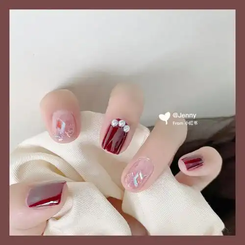 ins新款气质冰透车厘子红色跳色晕染美甲