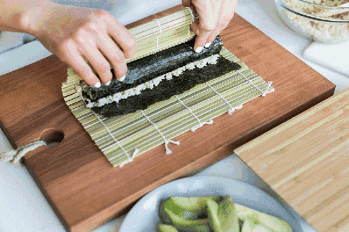 几种易学的素食寿司制作方法,为春游添趣味!