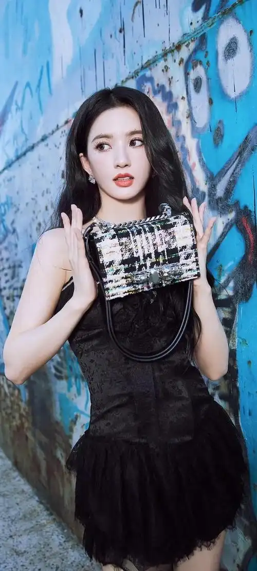 刘些宁高清性感写真来啦.|乐器|华语歌手|华语音乐_网易订阅