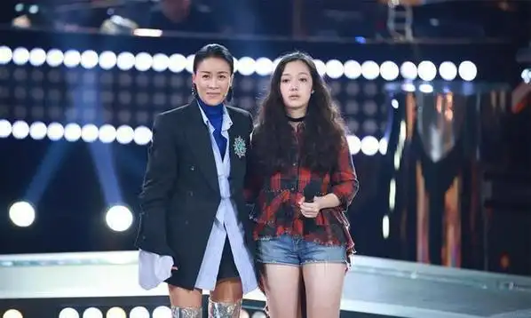 被全网声讨的那英,其实也做了不少贡献,是她成全了周深|梁博|好声音