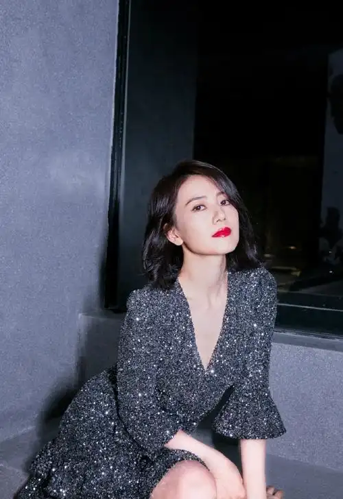 原创长发的高圆圆优雅温婉短发更显清纯迷人林青霞短发更是美上天