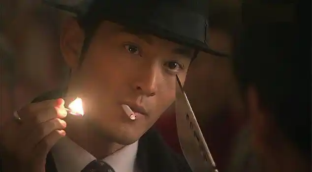 明星抽烟照 最后一张最经典