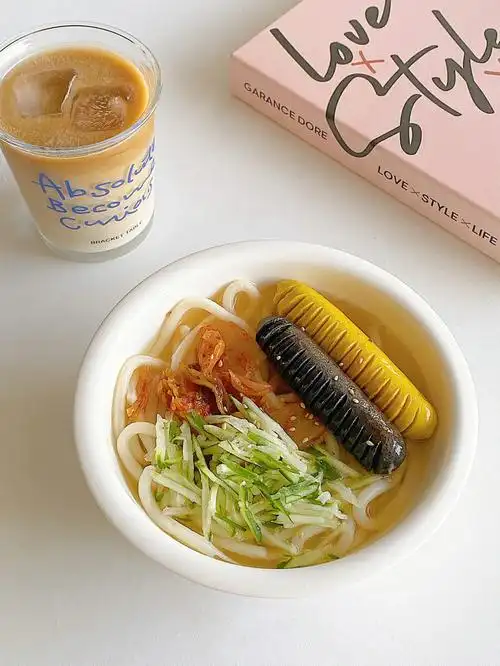 一人食早餐清汤乌冬面味道实在太赞了75