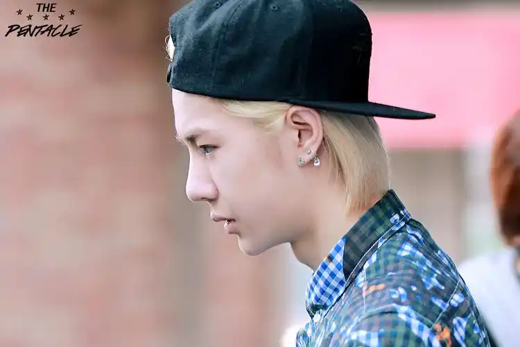 uniq王一博 侧脸太美好了! - 堆糖,美图壁纸兴趣社区