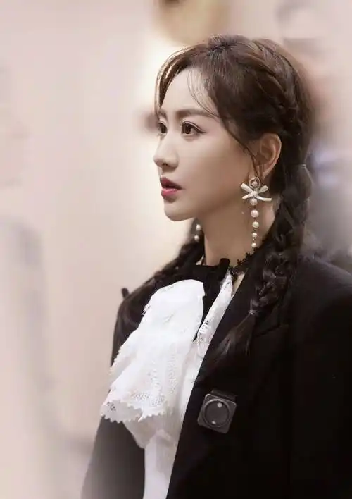 女星杨蓉写真集:颜值担当,女神魅力