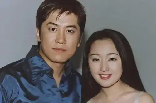 他才是最爱杨钰莹的男人为了她与向华强大打出手