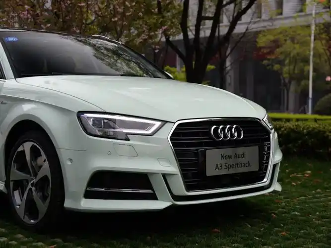 一汽-大众奥迪 奥迪a3 2017款 sportback 40 tfsi 运动型