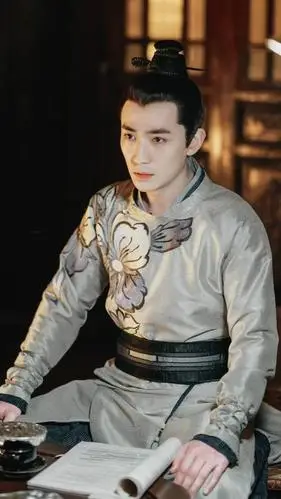 古装剧5位美少男角色:胡歌李逍遥上榜,罗云熙润玉颜值超越男主