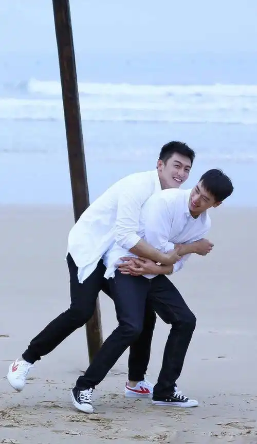 瑜洲黄景瑜许魏洲