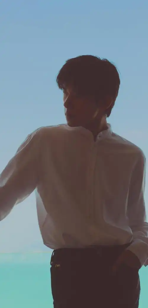 易烊千玺壁纸 头像 屏保 背景