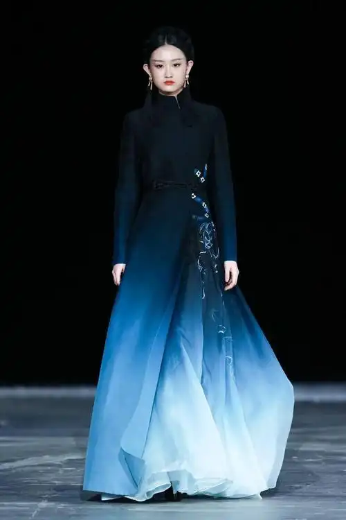 盖娅传说2021秋冬系列发布国风凛艳盛装起征途