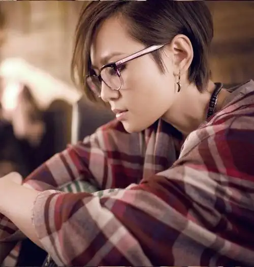 周笔畅的.希望喜欢