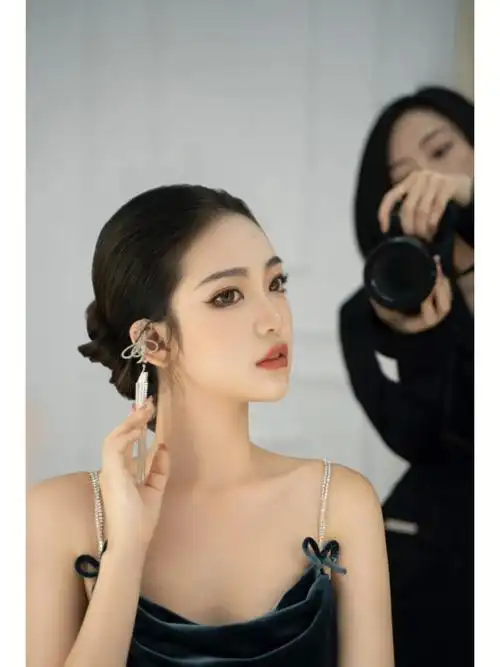 酷飒礼服晚宴妆西安跟妆