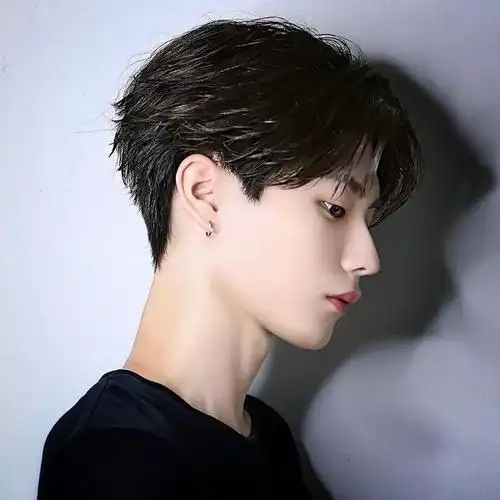 男士发型别乱剪最帅还是这4种看了都想试一试