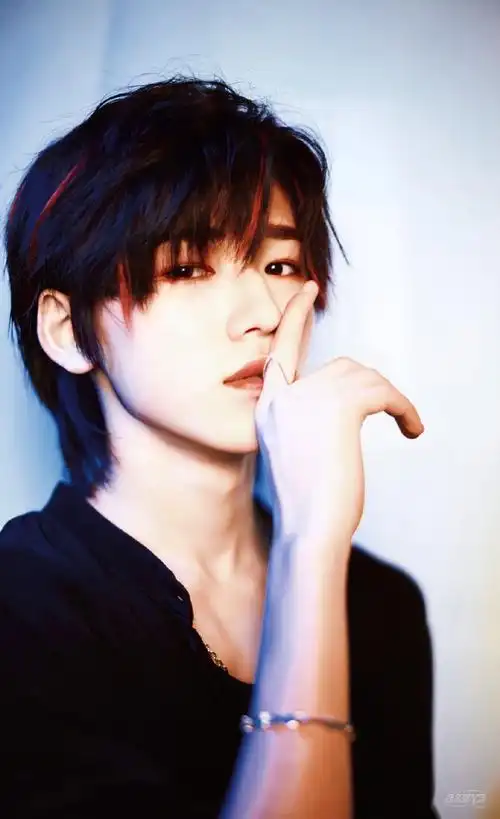 壁纸头像写真宋亚轩时代少年团赞评论更多