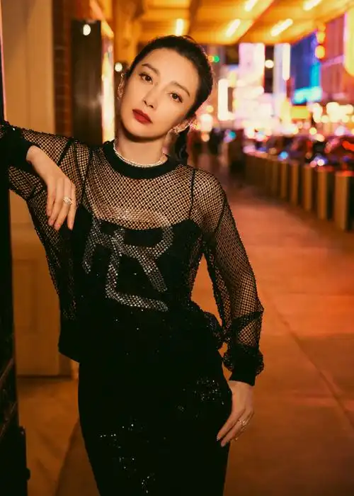 李冰冰纽约时装周##李冰冰时装周状态