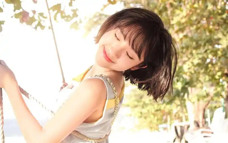 唐艺昕甜美水灵日系写真大片,高清壁纸图片,大陆明星-回车桌面