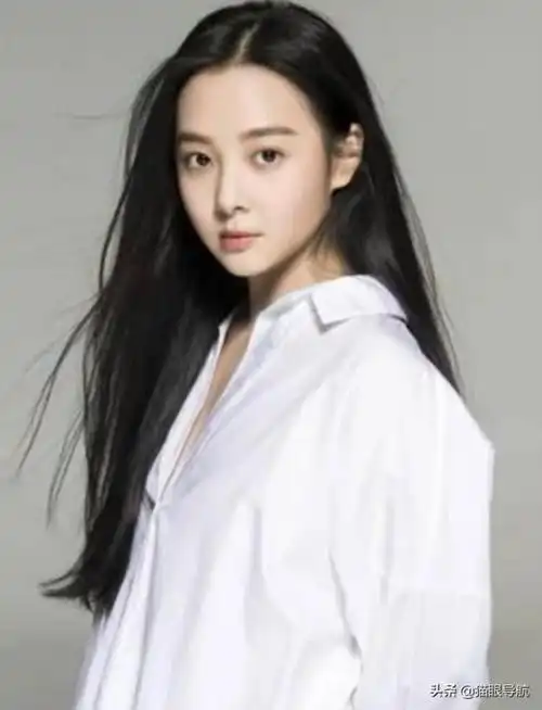 释小龙杨丽晓结婚照她14岁把初恋给了释小龙