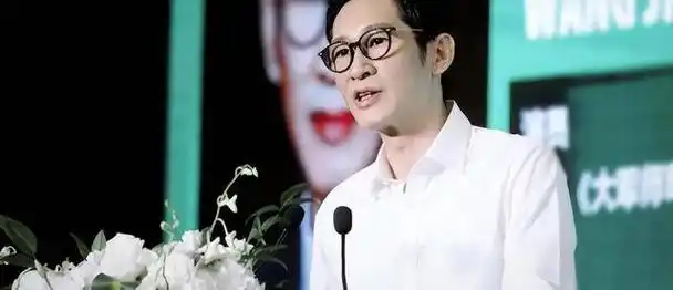 不可一世的"王劲松",为何敢"挑衅"整个演艺圈