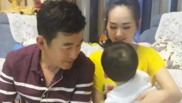 她就是王志飞的二婚妻子,被誉为"古装女神",45岁仍似少女