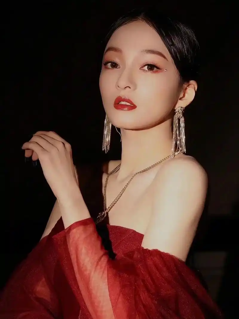 精美图集|张韶涵,美艳动人的女歌手