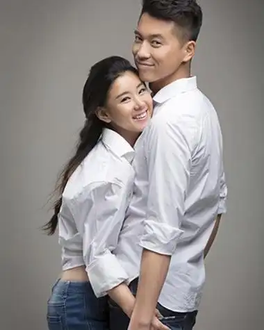王雷老婆图片可爱清纯 揭两人爱情罗曼史