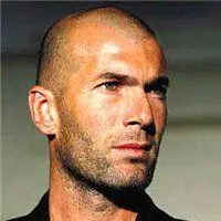 齐达内头像高清图片大全_足球明星齐达内真人头像大图下载【点击鼠标