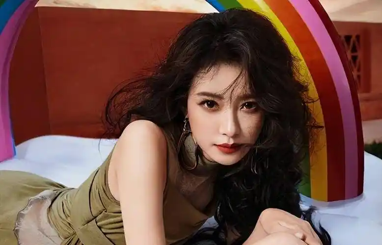 孙怡成金鹰大赢家!