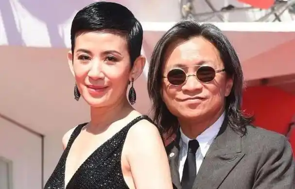 吴君如:和陈可辛同居18年不结婚,女儿已经16岁,她到底图什么?