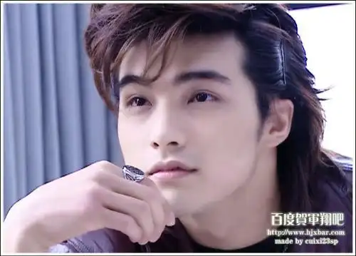 求贺小美在《恶魔在身边》里的照片